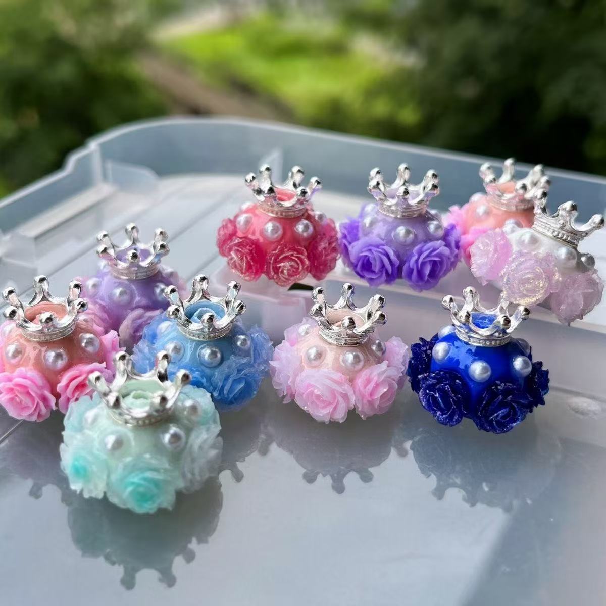 Luxurious acrylic -Open in live broadcast