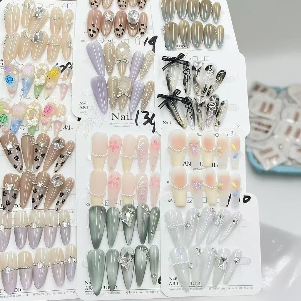 press on nails